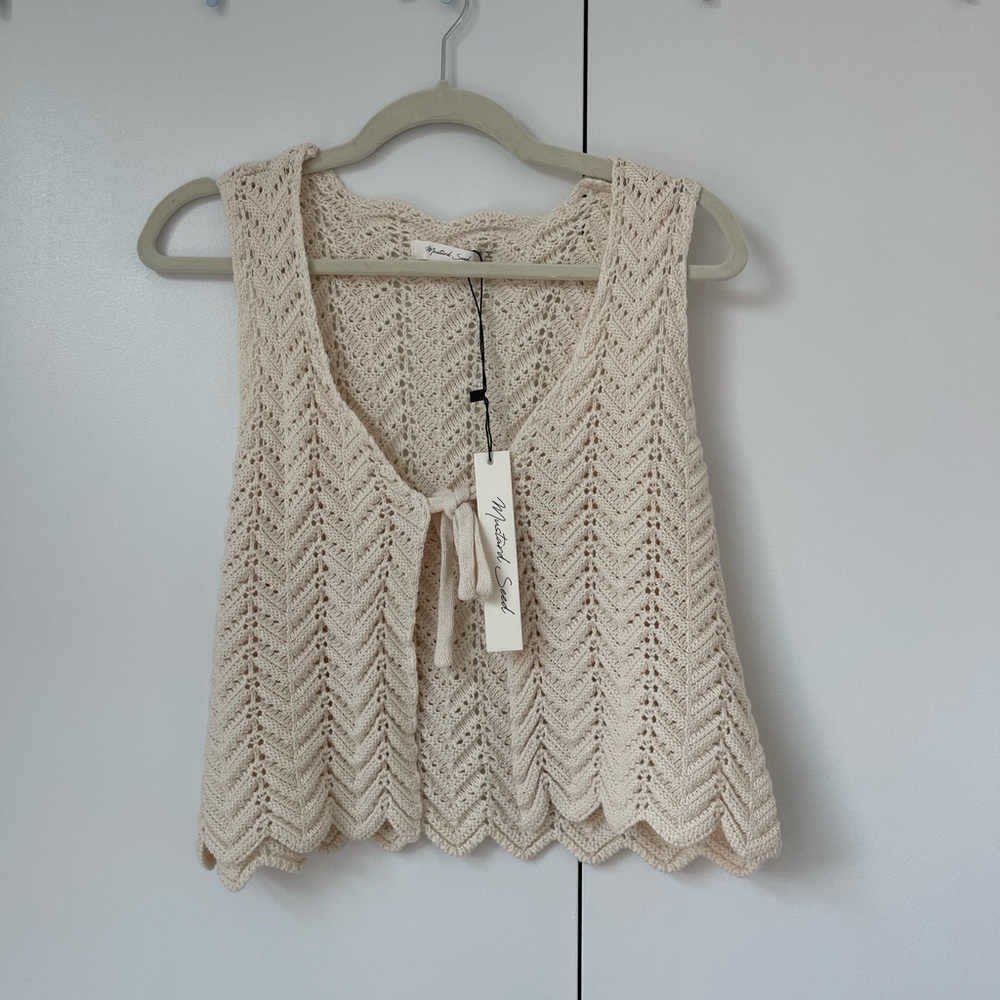 Cream Knit Sleeveless Top